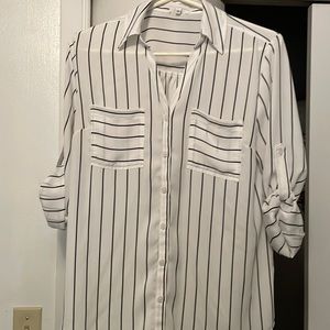 Maurice’s 3/4 to full sleeve dressy top, blk/wht stripes size M